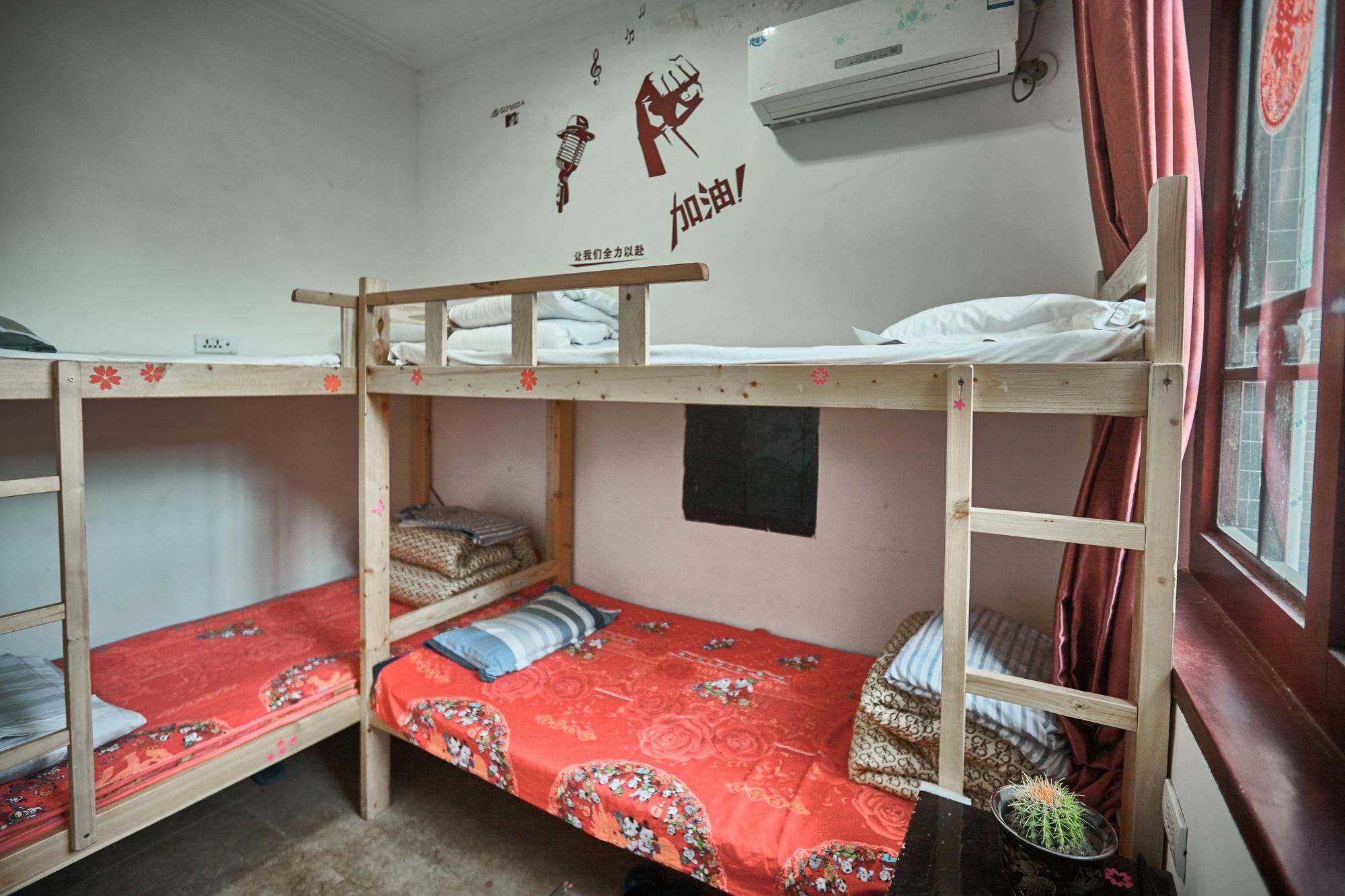 Pingyao Lefeng Youth Hostel - Ancient Town ภายนอก รูปภาพ